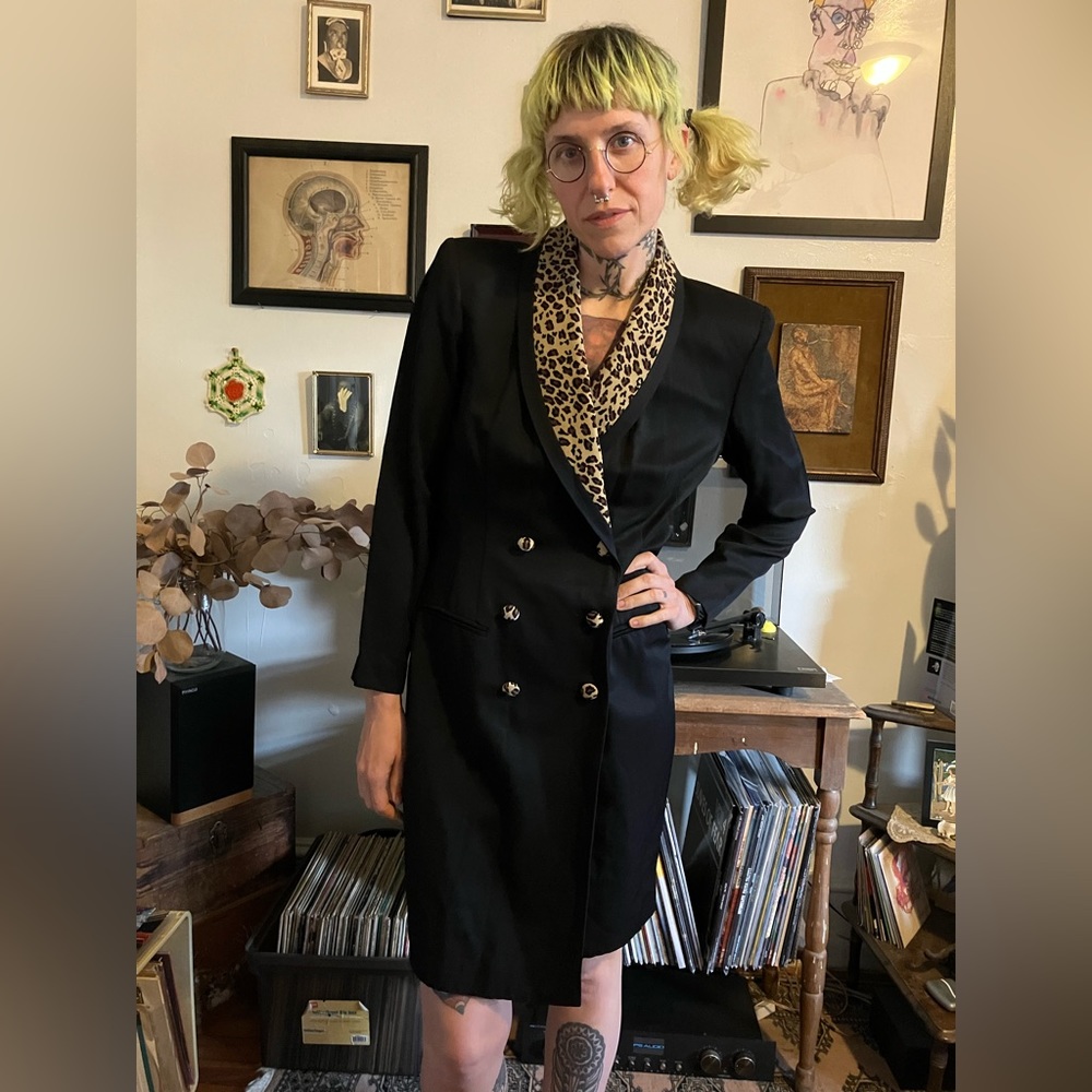 ๐ SOLD ๐ Vintage Sassy Black Leopard Blazer Dress by Danny & Nicole ~ Size 8P - Picture 1 of 11